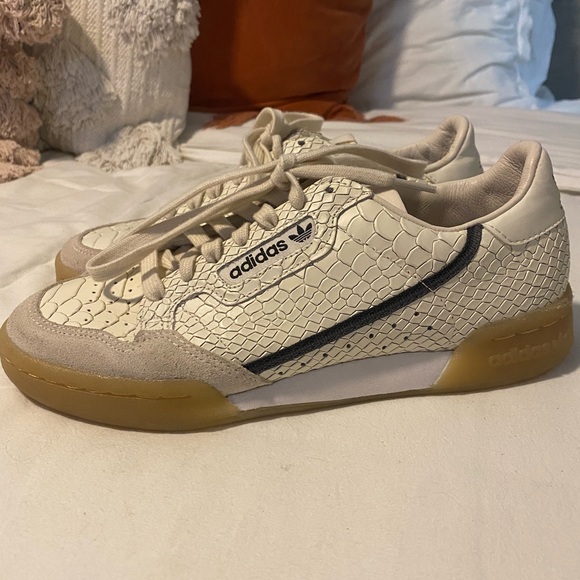 snakeskin continental 80